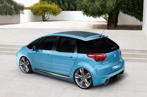 http://a405.idata.over-blog.com/600x399/0/30/96/39/citroen-c4-picasso-ar.jpg